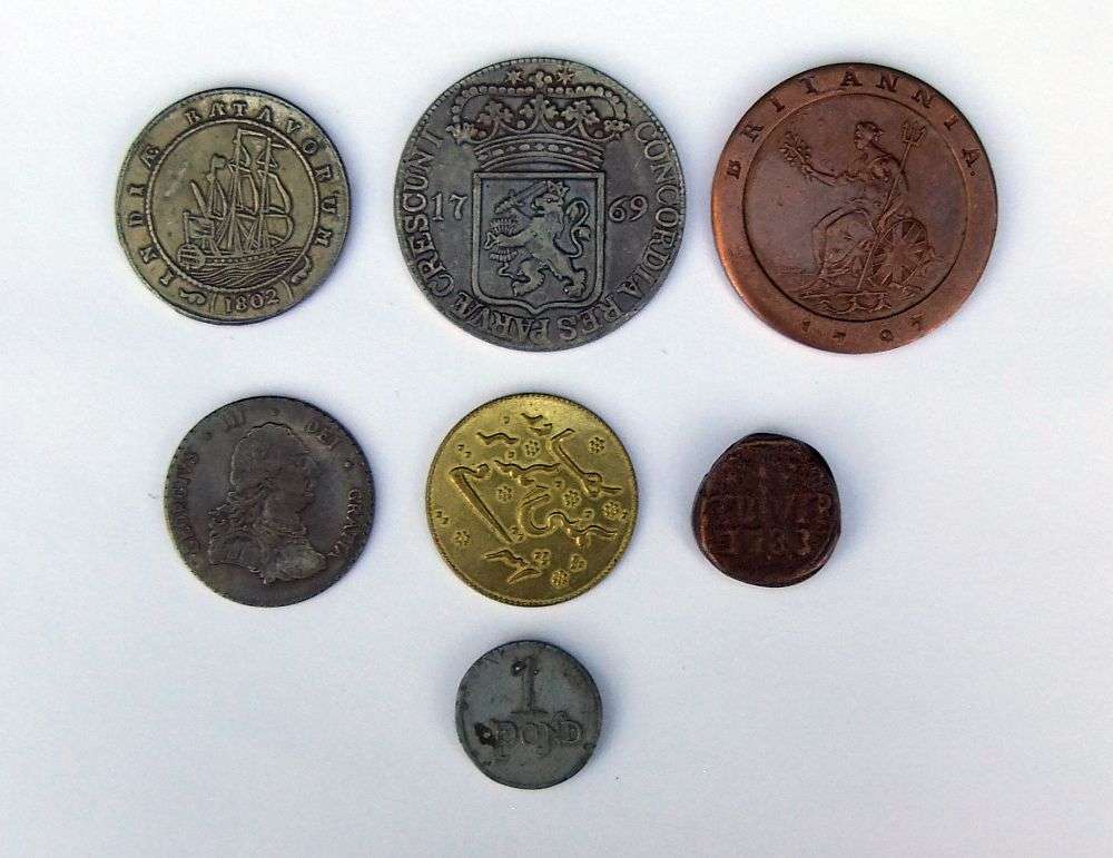WOW !! 7 VINTAGE VAN RIEBEECK REPLIKA COINS DISTRIBUTED BY BP - TREASURE TROVE !! BID FOR ALL !!