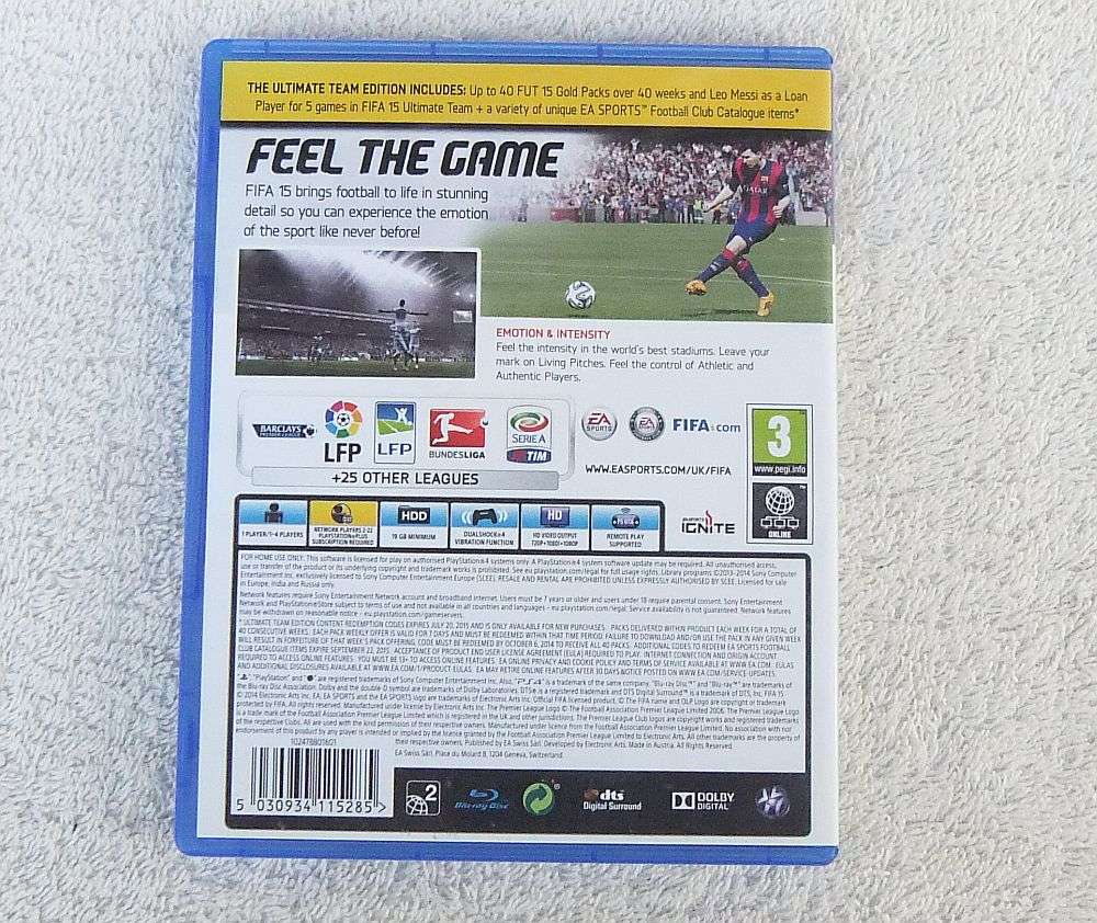 PLAYSTATION 4 GAME - FIFA 15