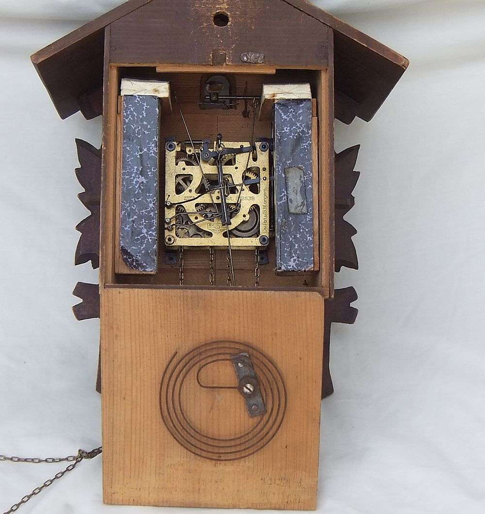 A VERY CHARMING VINTAGE 1940`S GERMAN MADE REGULA, BLACK FOREST CUCKOO CLOCK - AS IS - UNTESTED