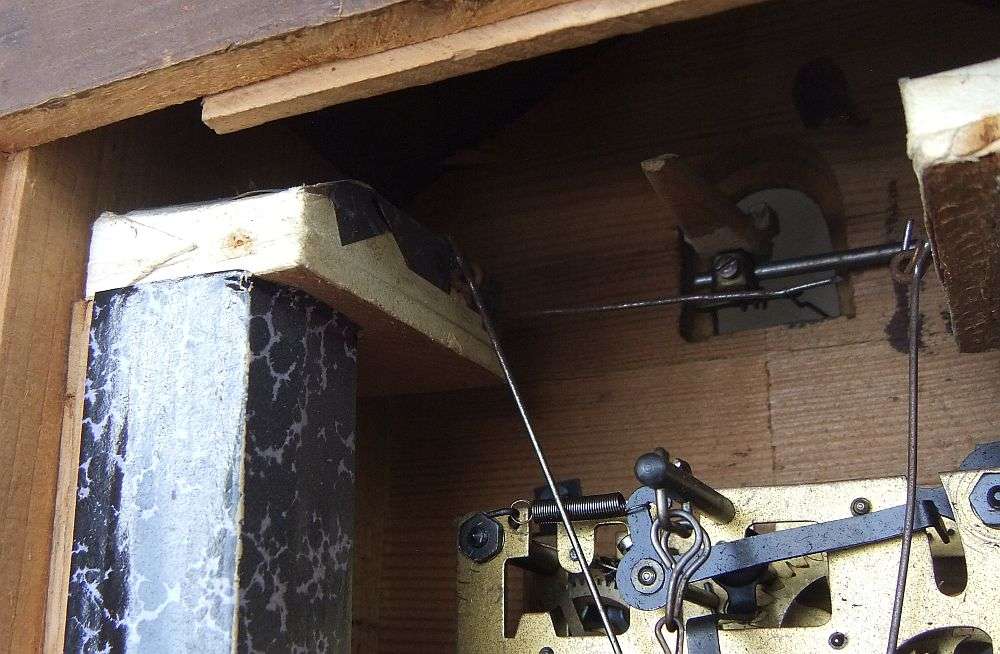 A VERY CHARMING VINTAGE 1940`S GERMAN MADE REGULA, BLACK FOREST CUCKOO CLOCK - AS IS - UNTESTED