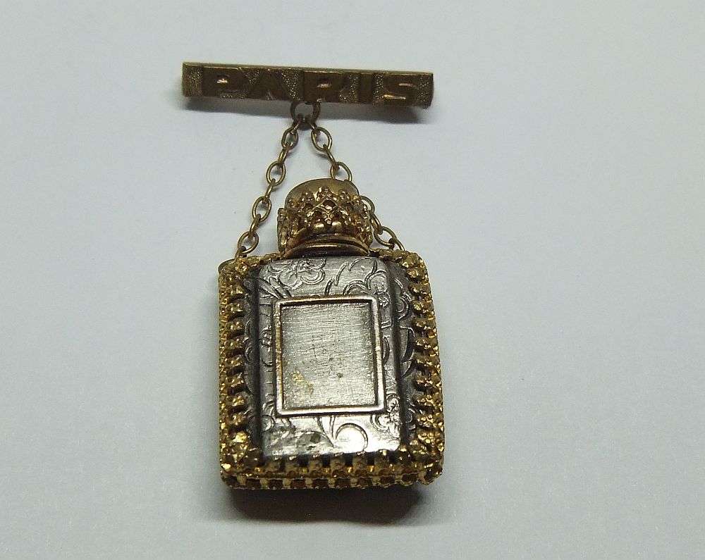 RARE FIND !! A CHARMING VINTAGE 1930`S MINIATURE FRENCH PERFUME BOTTLE BROOCH "PARIS" !!