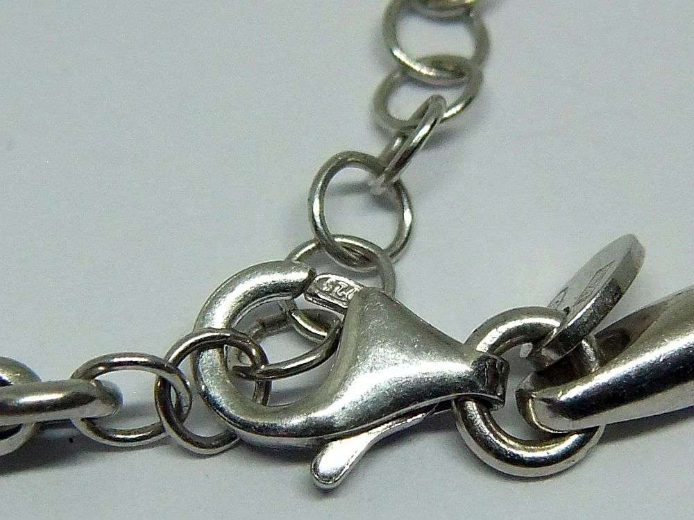 AN UNUSUAL WOVEN MESH TYPE STERLING SILVER NECKLACE IN EXCELLENT CONDITION !! WOW !!