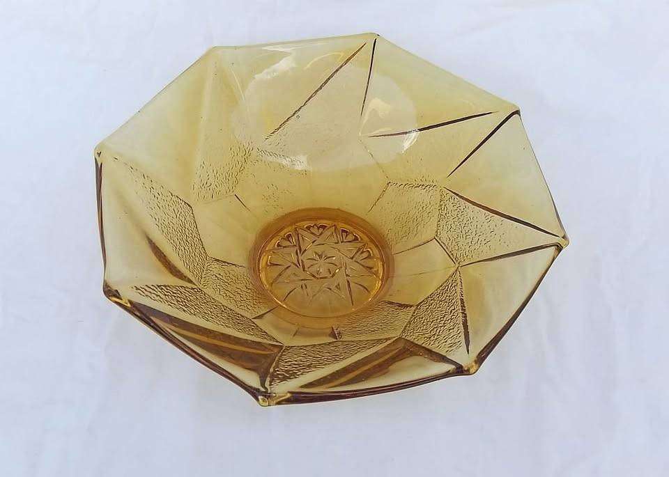 A stunning 1930`s Art Deco period amber glass fruit bowl by Sowerby in excellent condition