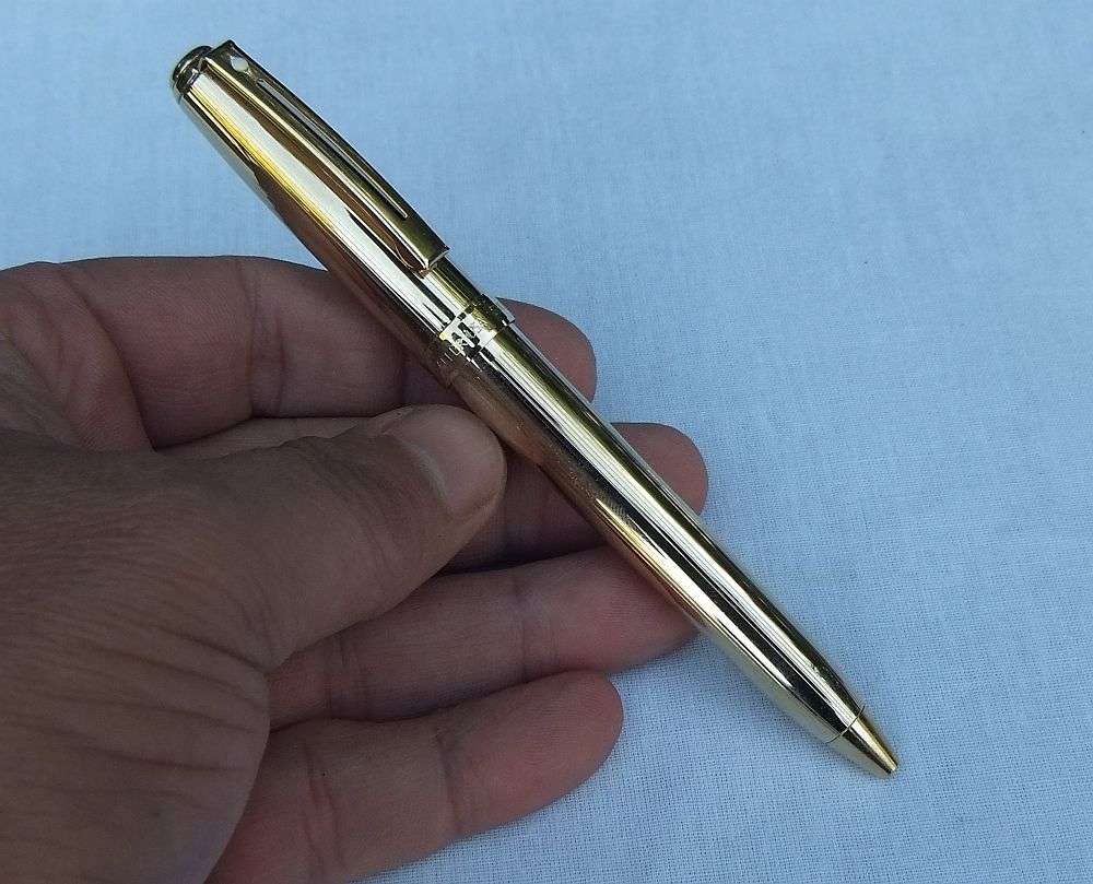 EXECUTIVE GIFT !! A VINTAGE SHEAFFER "PRELUDE" BALLPOINT PEN IN EXCELLENT CONDITION - MADE FOR FNB