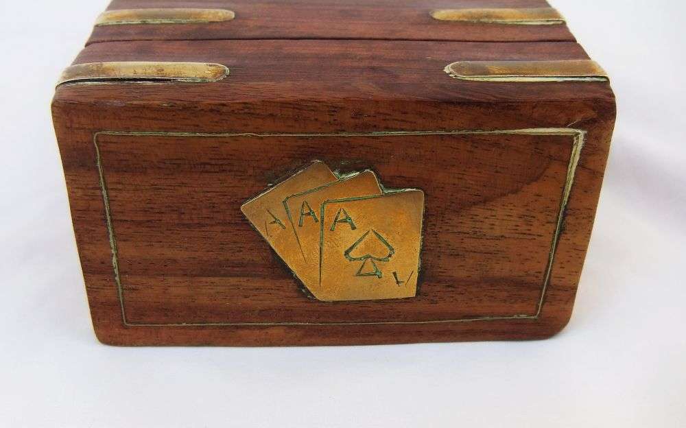 WOW !! AN AWESOME VINTAGE WOOD AND BRASS CARD HOLDER BOX WITH TRIPLE ACE MOTIF !! JUST SO COOL !!