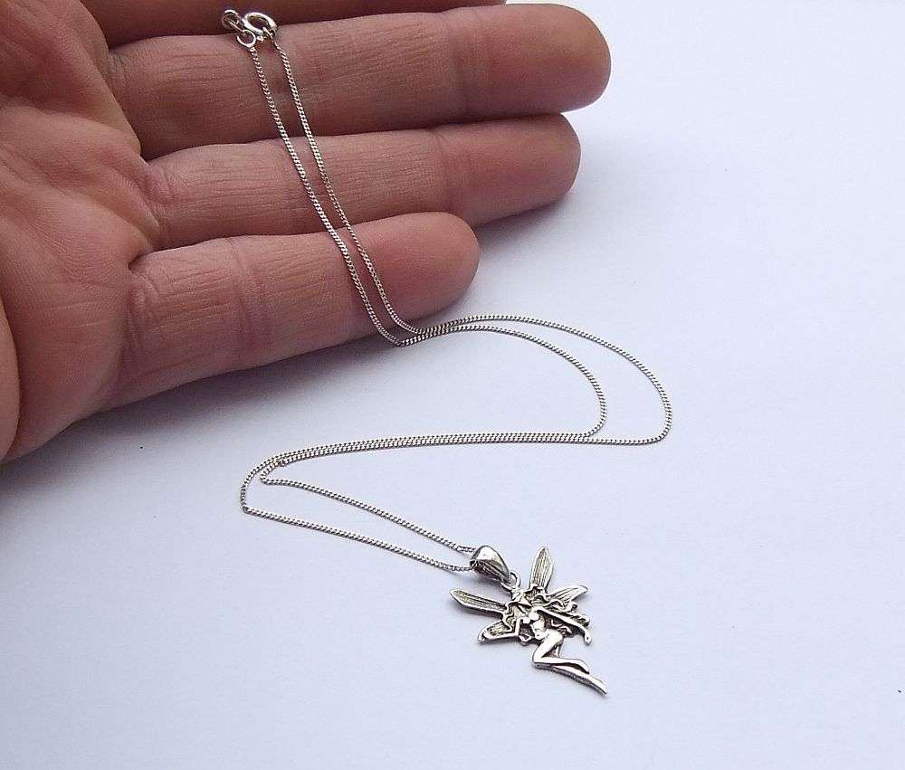LAST ONE !! A LOVELY STERLING SILVER FAIRY PENDANT WITH A STERLING SILVER NECKLACE !! FREE COMBINING
