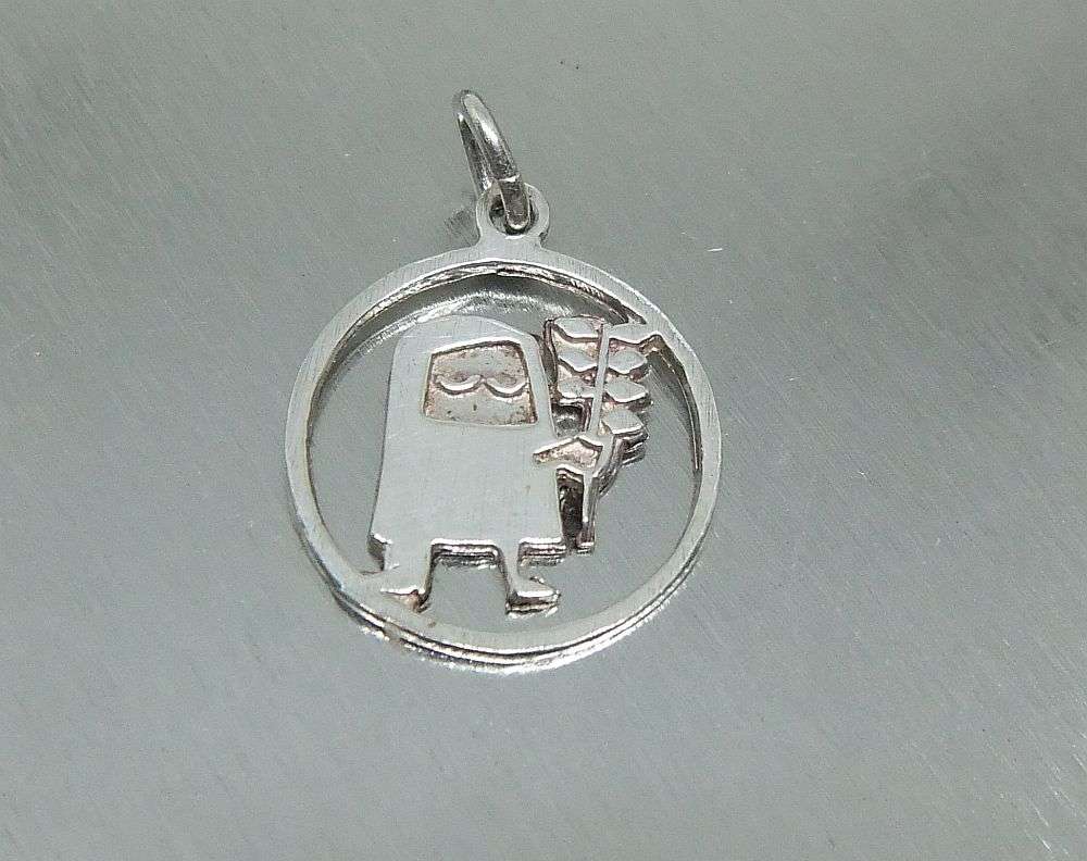 A RARE VINTAGE 1970`S STERLING SILVER "VIRGO" ZODIAC SIGN PENDANT - NEVER WORN - FREE COMBINING !!