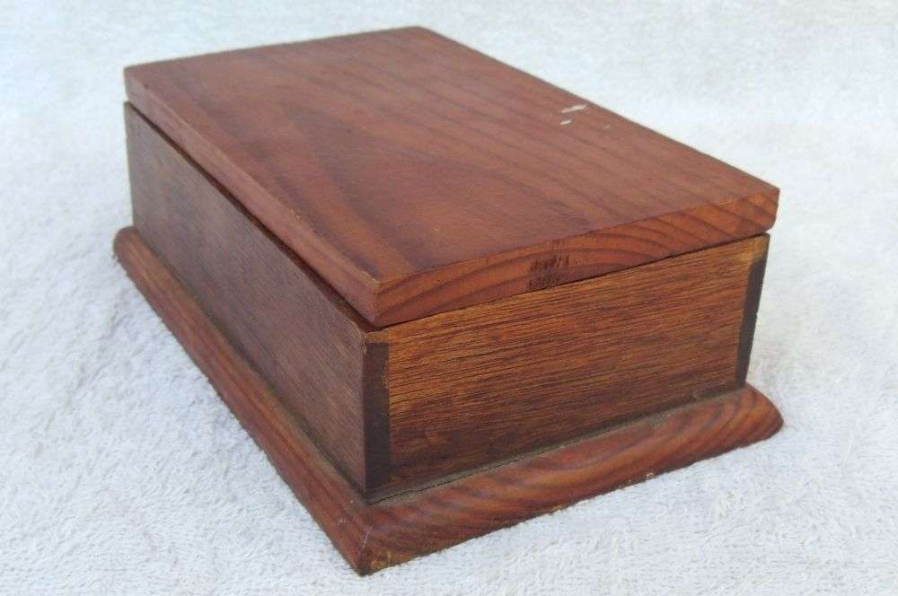 TAKE A LOOK !! A HANDMADE WOODEN BOX WITH OVER 200 OLD COINS FROM ALLOT OF PLACES !!