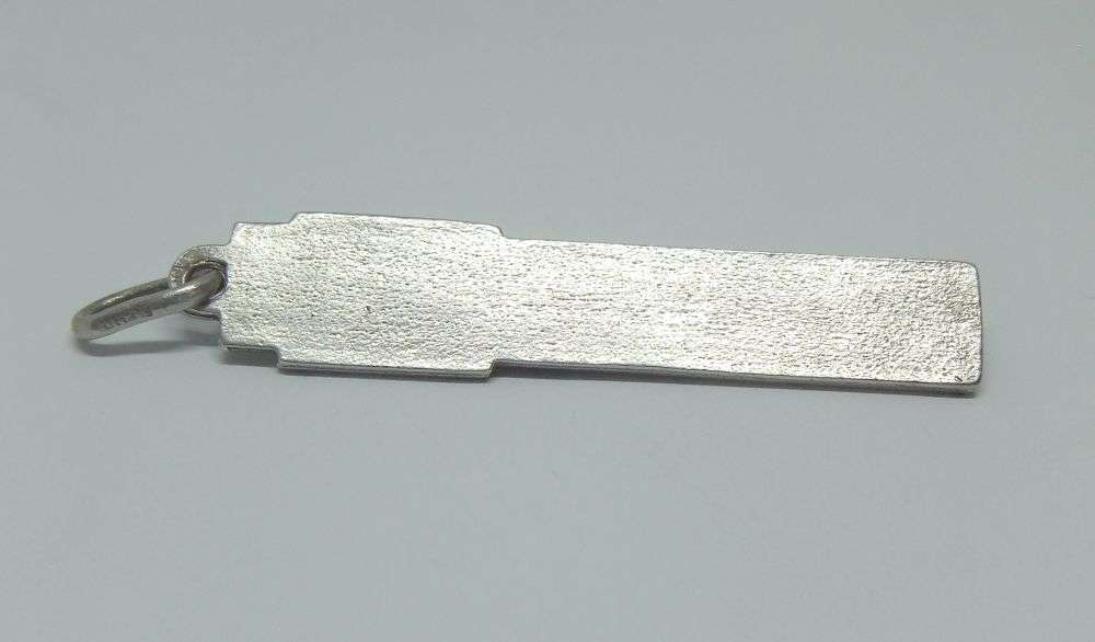 RARE FIND !! AN INTERESTING VINTAGE ARTISTIC INSPIRED UNIQUE STERLING SILVER CRUCIFIX PENDANT !! WOW