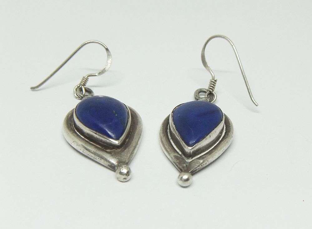 WOW !! A HEAVY QUALITY PAIR OF STERLING SILVER EARRINGS SET WITH CABOCHON LAPIS LAZULI STONES !!