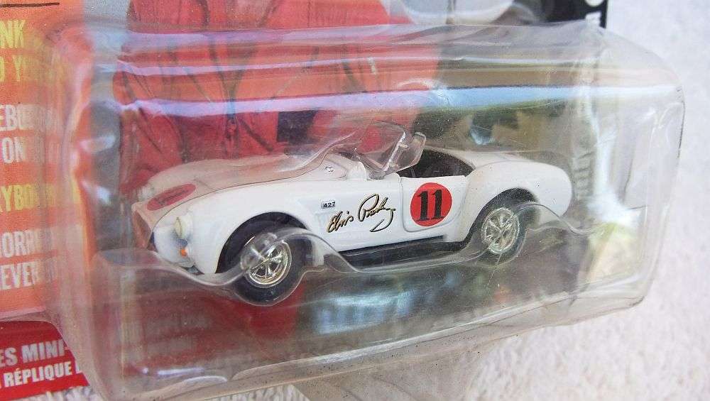 RARE IN SA !! A DIE CAST METAL MODEL OF THE SHELBY 427 COBRA COMMEMORATING ELVIS PRESLEY !! WOW !!