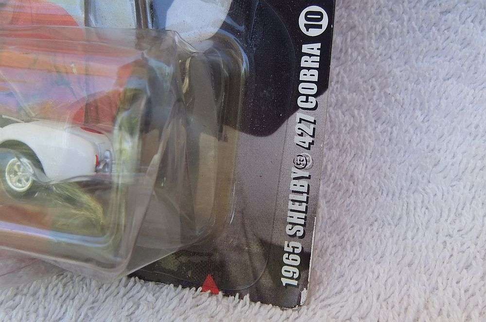 RARE IN SA !! A DIE CAST METAL MODEL OF THE SHELBY 427 COBRA COMMEMORATING ELVIS PRESLEY !! WOW !!