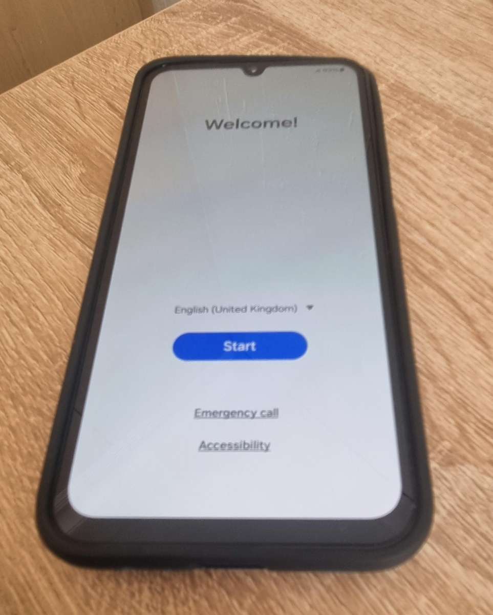 Samsung Galaxy A15 128GB + Samsung Galaxy Watch 6 Classic