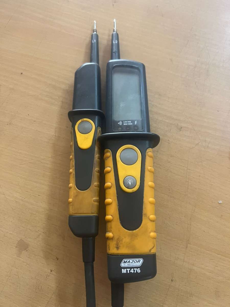 Major Tech - MT476 LCD Voltage Tester