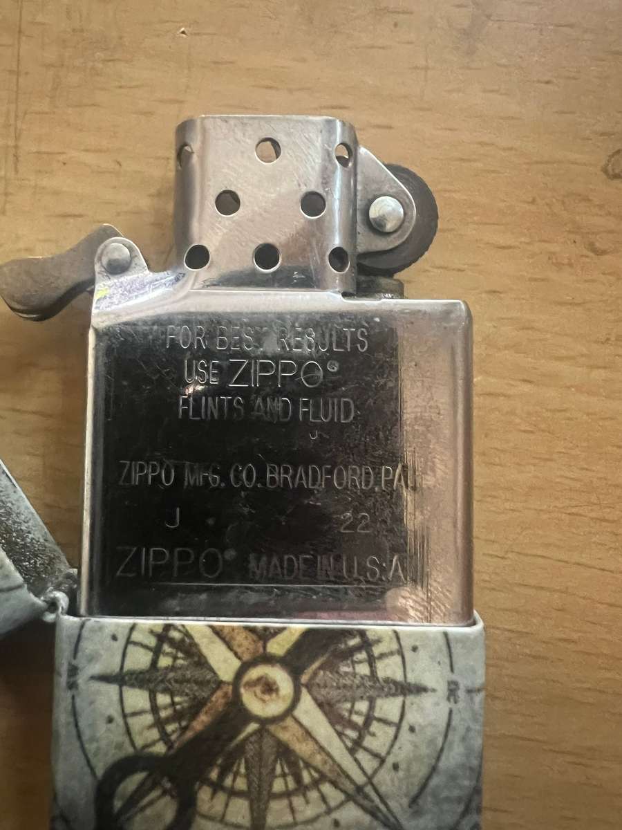 Zippo Compass Ghost Design- Glow in the Dark