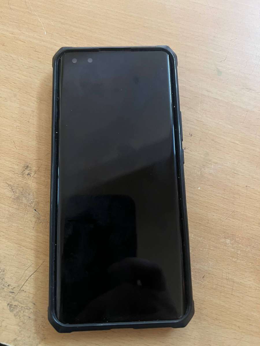 Huawei Nova 10 Pro 256GB  Silver (Excellent Condition!)