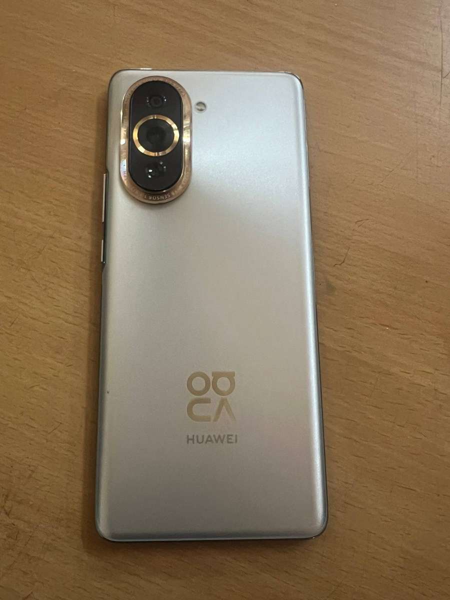 Huawei Nova 10 Pro 256GB  Silver (Excellent Condition!)