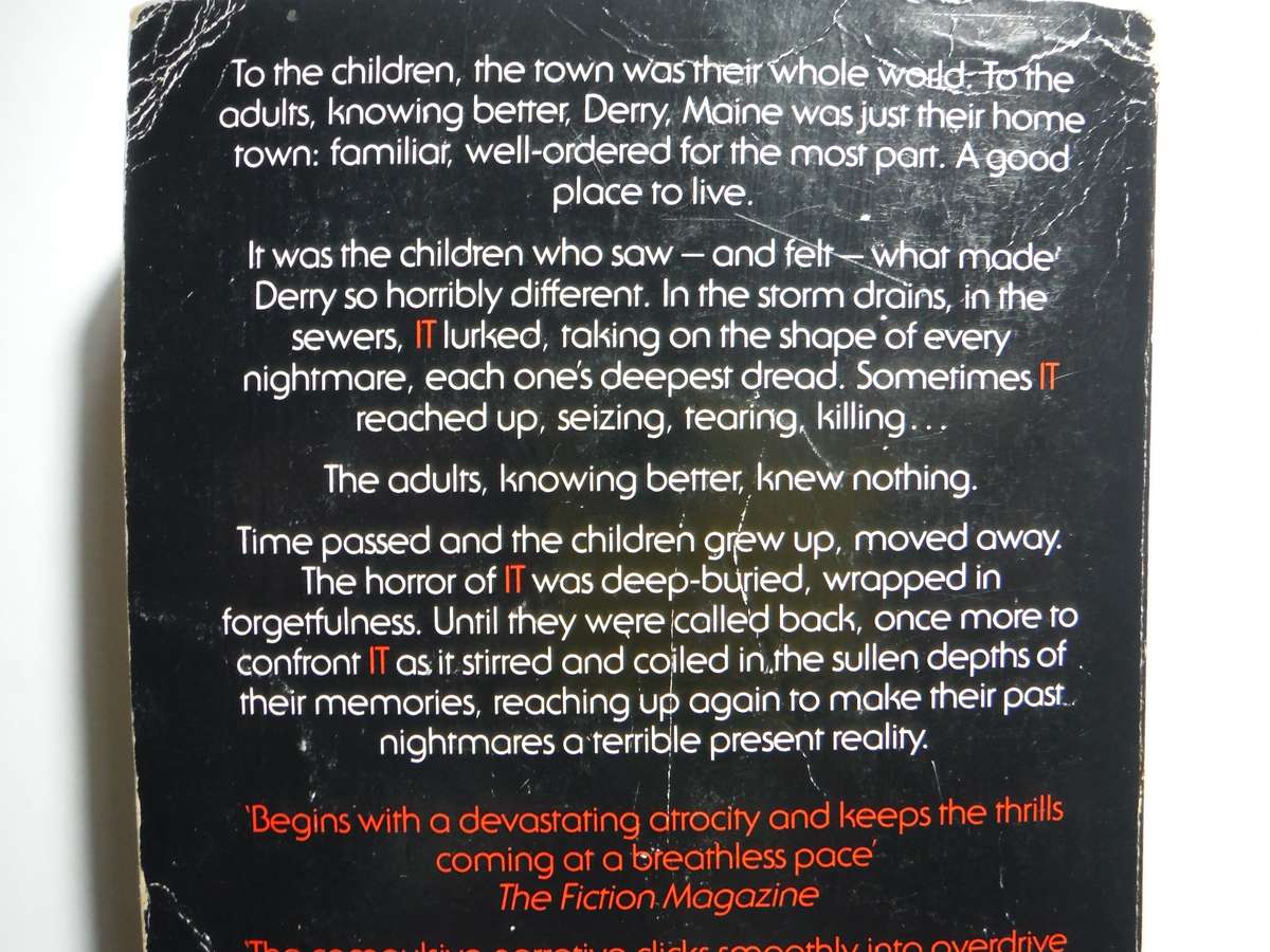 It - Paperback - Stephen King