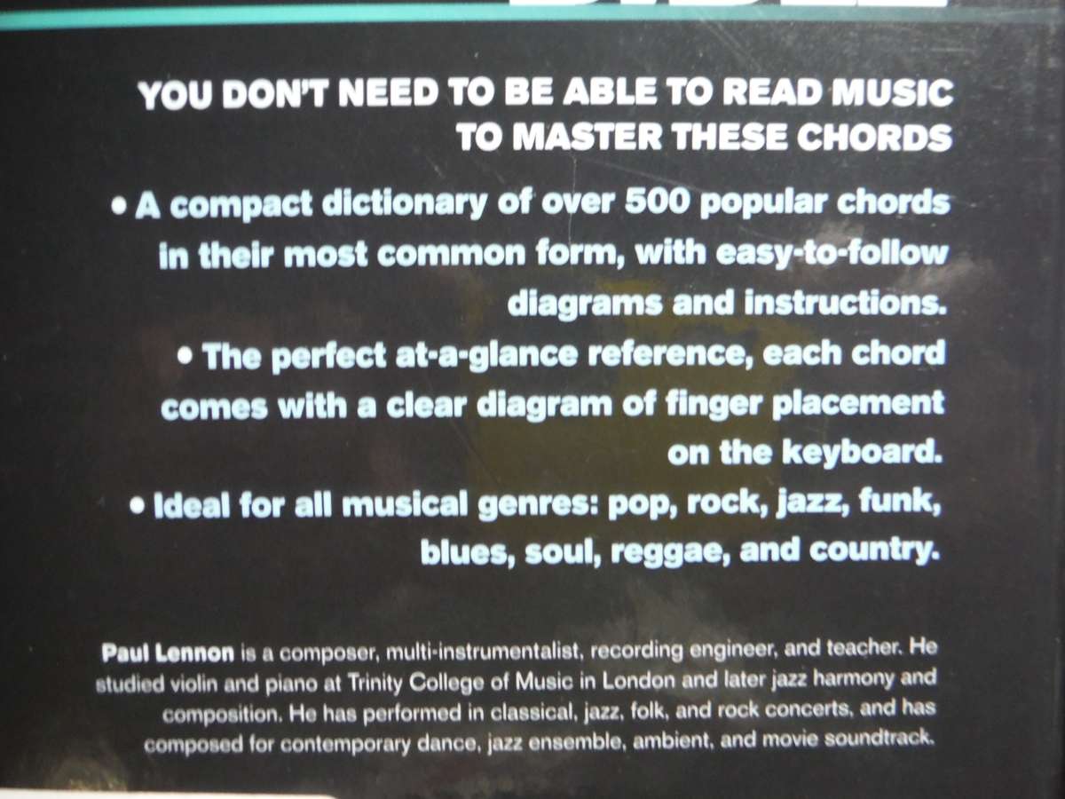 Keyboard Player's Chord Bible - Hardcover - Paul Lennon