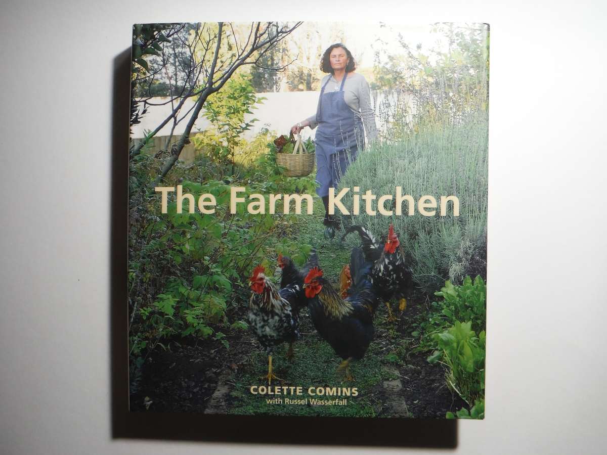 The Farm Kitchen - Hardcover - Colette Comins