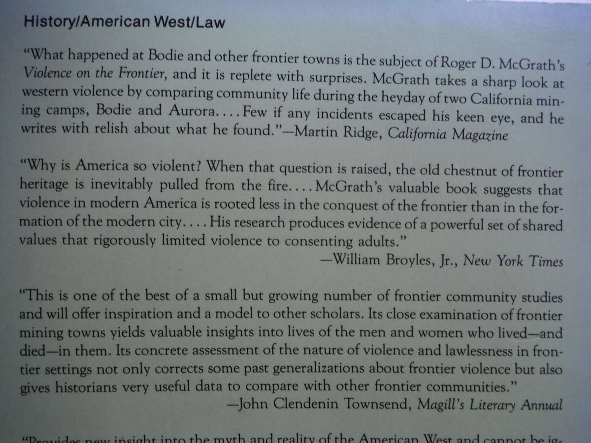 Gunfighters, Highwaymen and Vigilantes : Violence on the Frontier - Paperback - Roger D. McGrath
