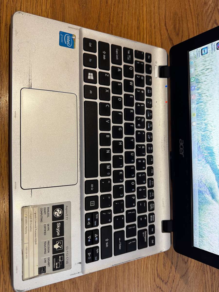 Acer Aspire E3-112 Intel Celeron 2.16GHz Dual Core 11.6", 4GB RAM, 450GB HDD PLEASE READ!!!