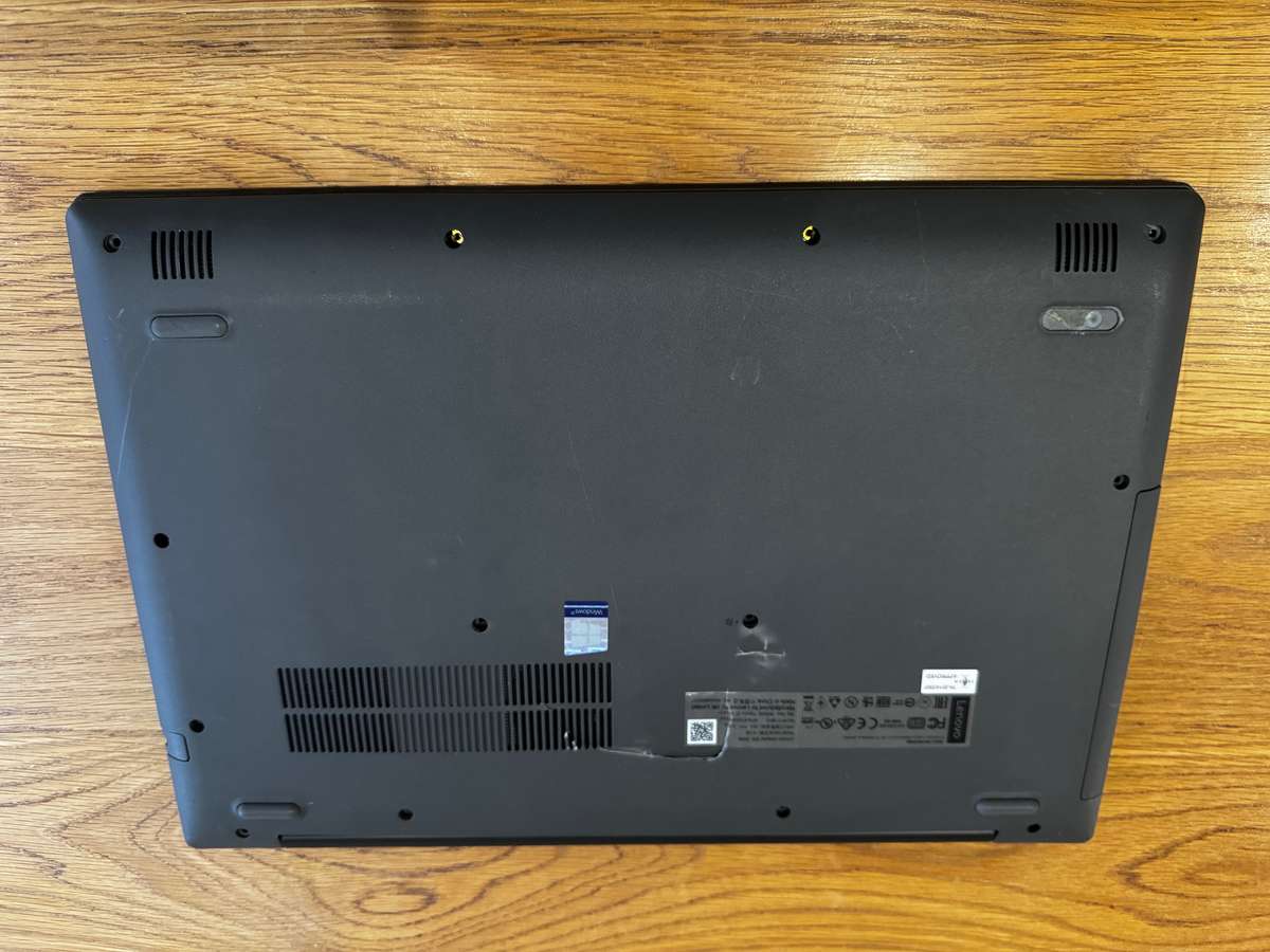 Lenovo Ideapad 330-15IKB, Intel Core i3-8130U 2.2GHz ,15.6'', 12GB RAM, 500GB HDD PLEASE READ!!!