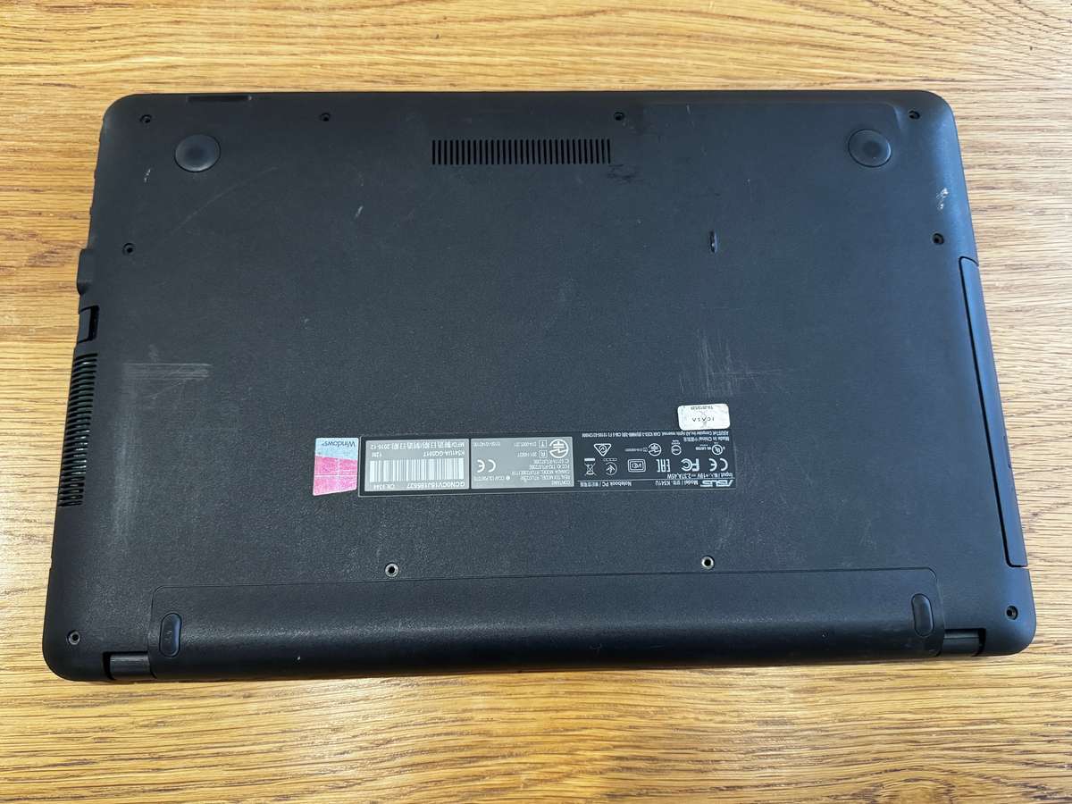 Asus Notebook K541UA 15.6" , i5-7200U 2.5 GHz, 4 GB RAM PLEASE READ!!!