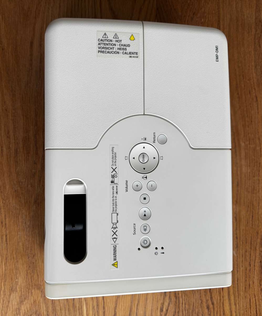 Epson Europe EMP-DM1 Home Cinema Projector - PLEASE READ!!!