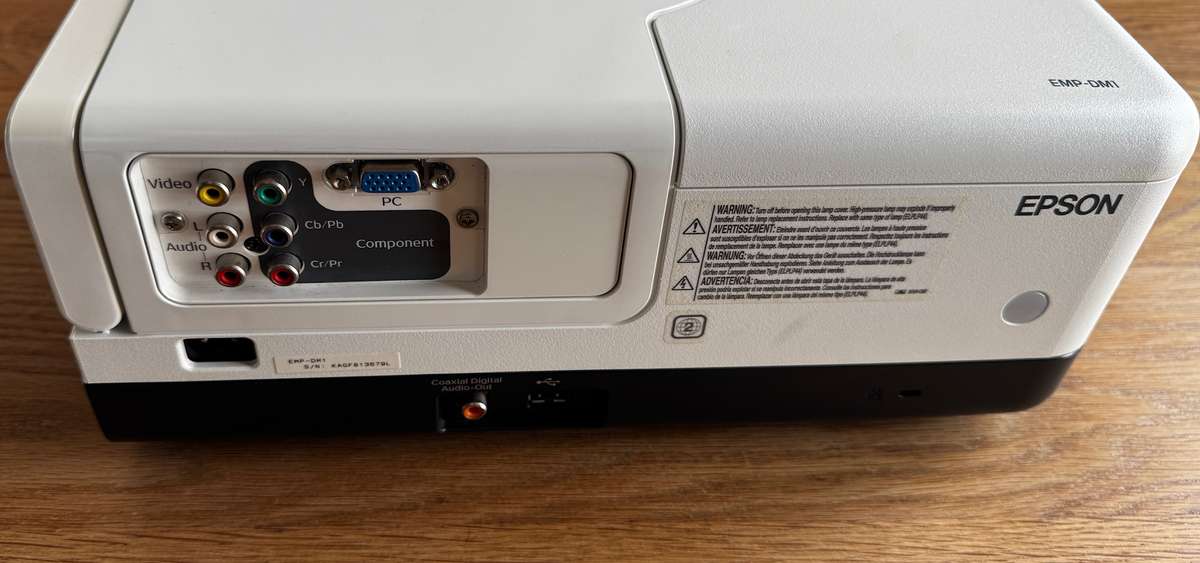 Epson Europe EMP-DM1 Home Cinema Projector - PLEASE READ!!!
