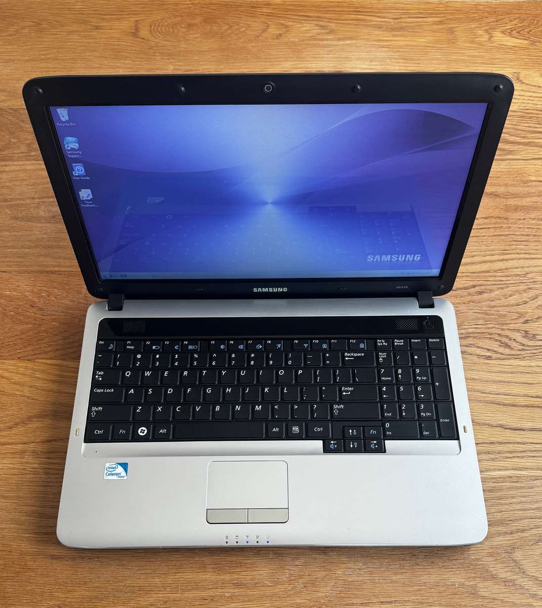 Samsung Notebook NP-RV510 15.6" Intel Celeron Dual-Core CPU 2.10GHz 2GB DDR3 RAM 320GB HDD