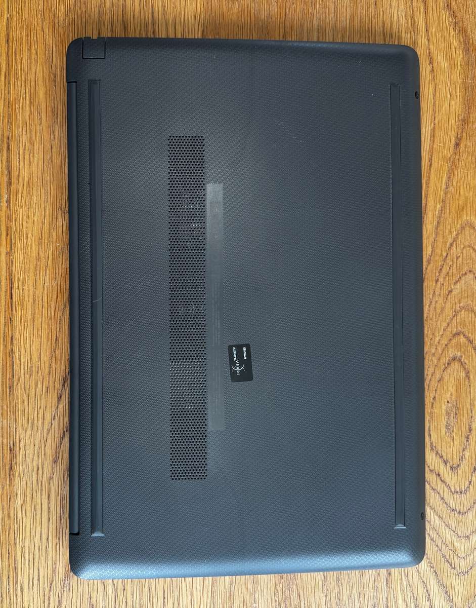 HP 255 G8 Notebook 15.6", AMD Ryzen 3 3250U 2.6GHz, NO RAM, NO SSD, PLEASE READ!!!