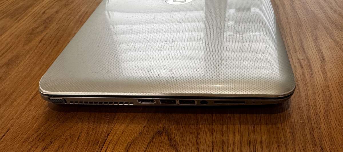 HP Pavilion 15 15.6", Intel Core i5 3230M 2.60GHz, 8GB DDR3 RAM, 1TB HDD