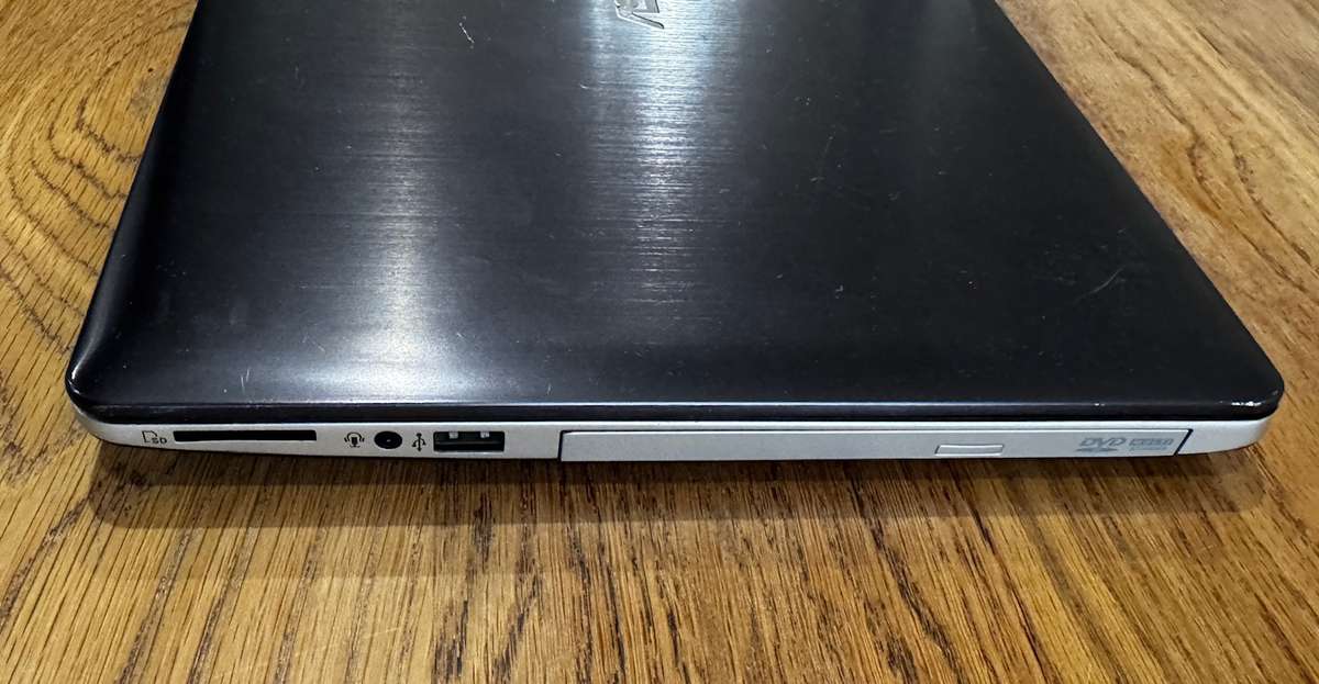 ASUS VivoBook S451L 14", Intel Core i5 4200U 2.30GHz, 8GB DDR3 RAM, 750GB HDD PLEASE READ!!!!