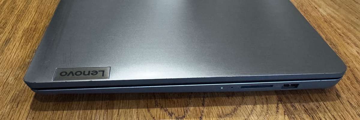 Lenovo Ideapad 3i 15.7", Intel Core i5 1235U 1.30GHz, 16GB DDR4 RAM, 512GB SSD