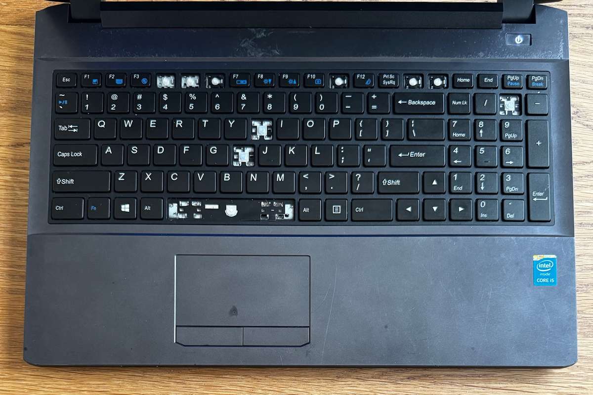 Proline W955AU 15.6" Laptop, Intel Core i5 5200U 2.20GHz, 4GB DDR4 RAM, 500GB HDD