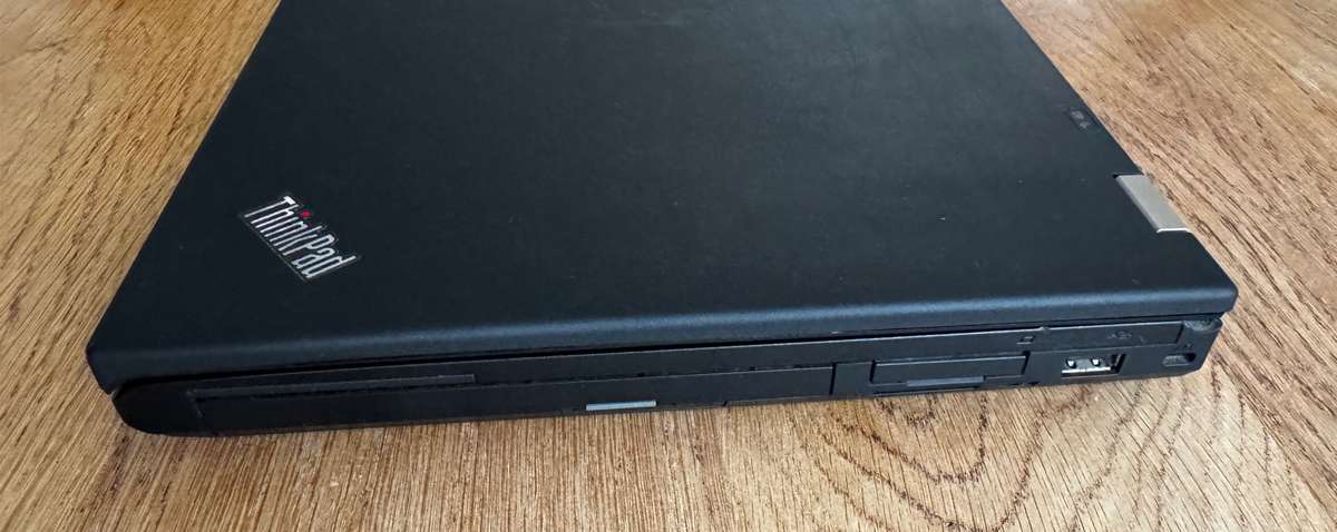 Lenovo ThinkPad T430 14", Intel Core i5-3320M 2.60GHz, 8GB RAM, 500GB HDD