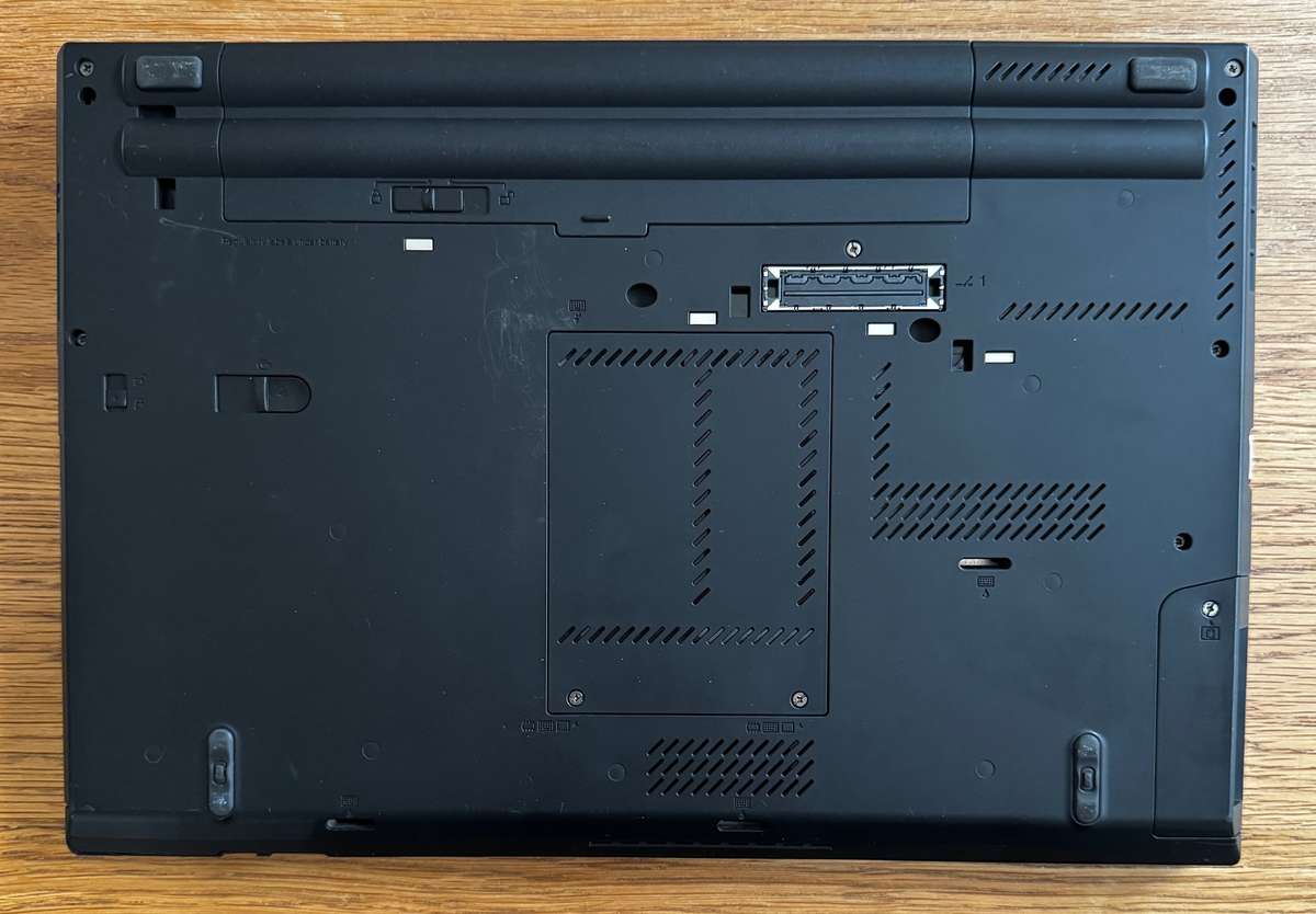 Lenovo ThinkPad T430 14", Intel Core i5-3320M 2.60GHz, 8GB RAM, 500GB HDD