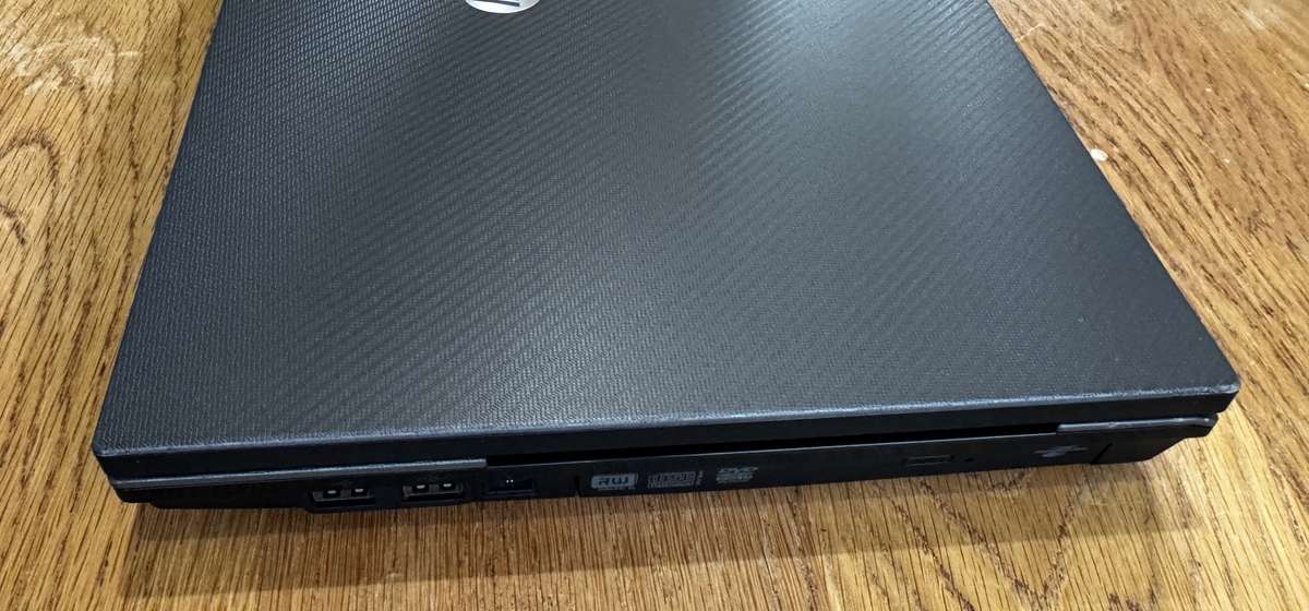HP 620 Delphi D40 15.6", Intel Core 2 Duo 2.20GHz, 4GB RAM PLEASE READ!!!