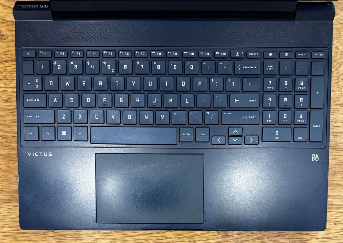 HP Victus 15 15.6", AMD RX 6500M, Ryzen 5 5600H 3.3Ghz ,16GB DDR4 RAM, 500GB SSD, PLEASE READ!!!