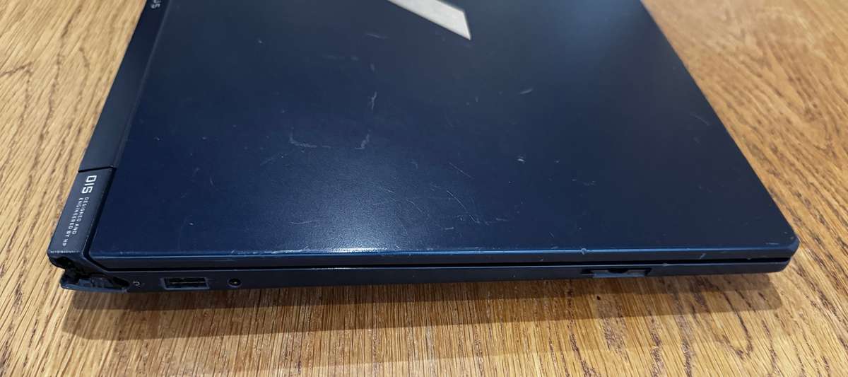 HP Victus 15 15.6", AMD RX 6500M, Ryzen 5 5600H 3.3Ghz ,16GB DDR4 RAM, 500GB SSD, PLEASE READ!!!