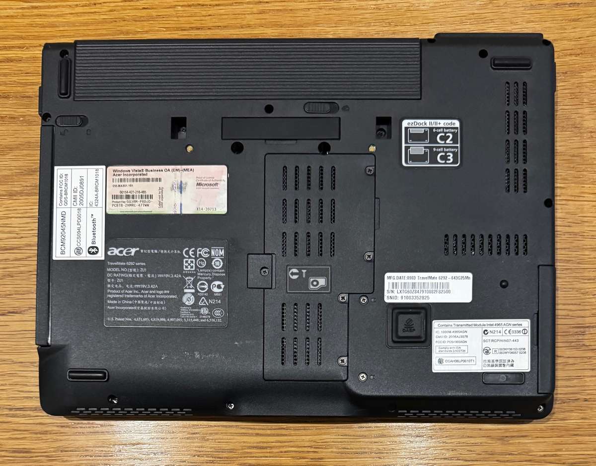 Acer TravelMate 6292 12.1", Intel Core 2 Duo T6400 2.00GHz, 3GB RAM, 250GB HDD