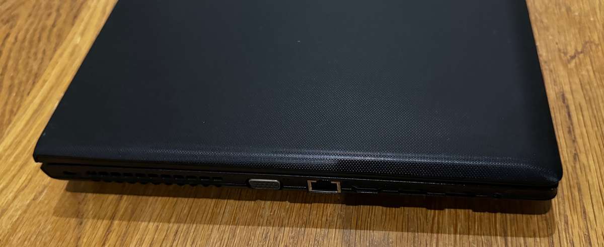 Lenovo G505 15.6", AMD A6-5200 2.0GHz, 8GB RAM, 320GB HDD PLEASE READ!!!