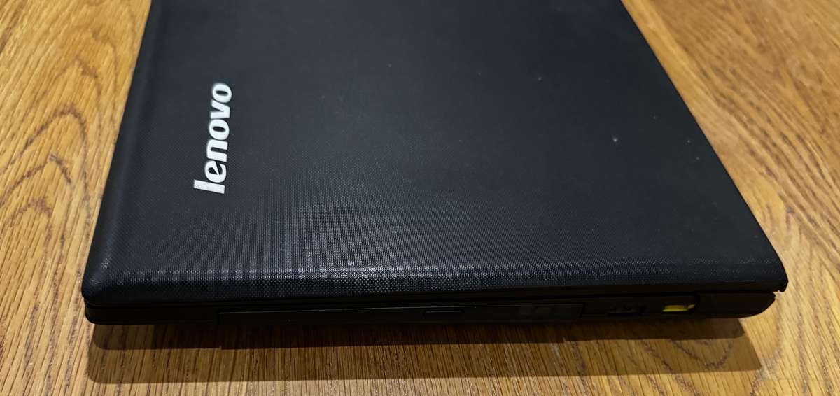 Lenovo G505 15.6", AMD A6-5200 2.0GHz, 8GB RAM, 320GB HDD PLEASE READ!!!