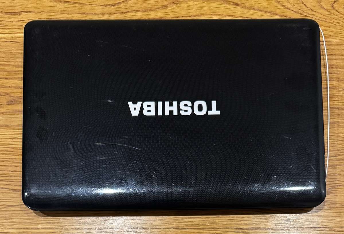 TOSHIBA Satellite L650-15G 15.6", Intel Core i5-430M 2.26GHz, 3GB RAM PLEASE READ!!!