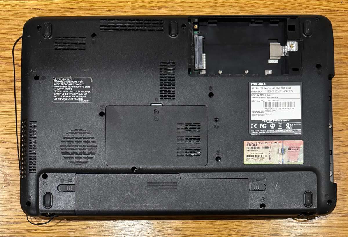 TOSHIBA Satellite L650-15G 15.6", Intel Core i5-430M 2.26GHz, 3GB RAM PLEASE READ!!!