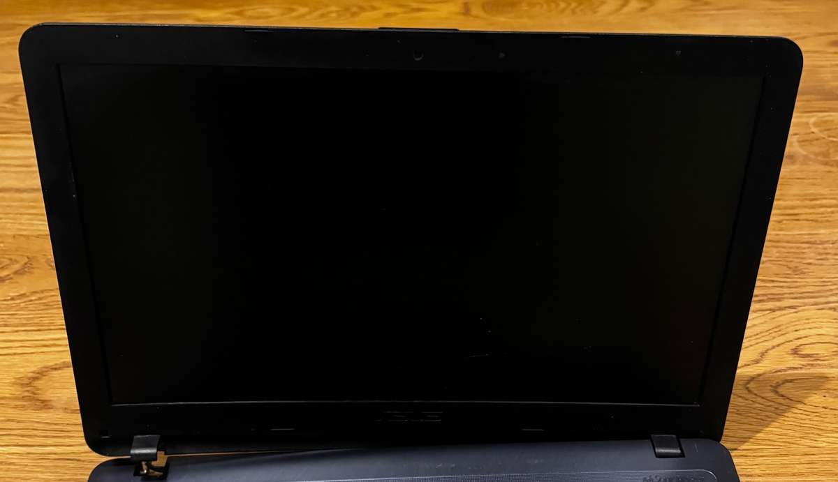 ASUS VivoBook X543N 15.6", Intel Celeron N3350 2.4GHz, 4GB RAM, 500GB HDD PLEASE READ!!!