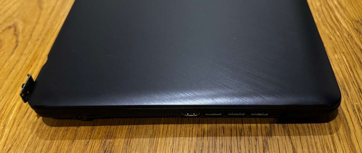 ASUS VivoBook X543N 15.6", Intel Celeron N3350 2.4GHz, 4GB RAM, 500GB HDD PLEASE READ!!!