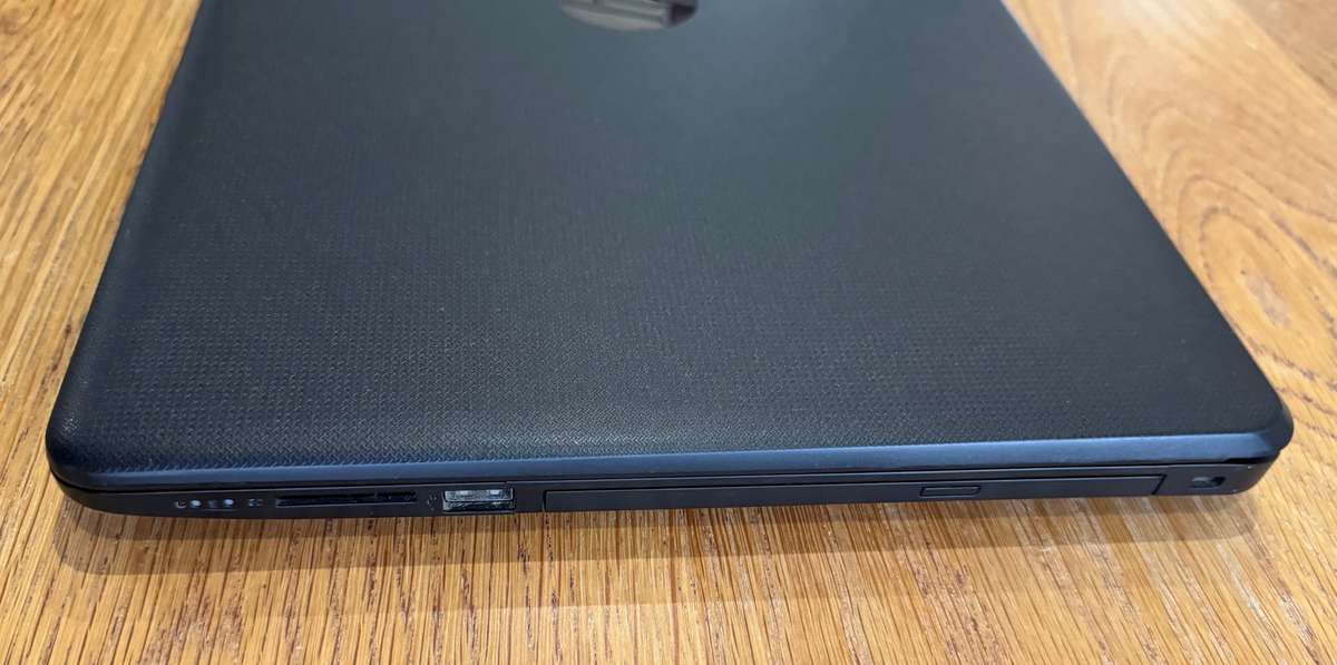 HP Notebook 15-ra0xx 15.6" Intel Celeron N3060 1.60GHz 4GB RAM 500GB HDD