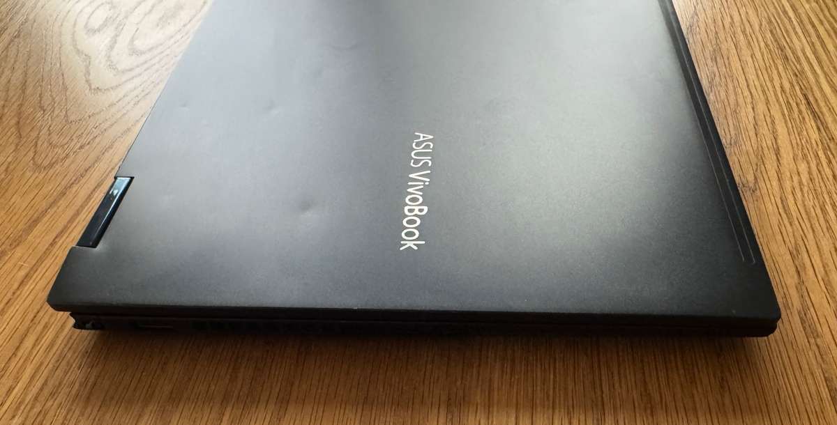 ASUS VivoBook Flip 14 13", Ryzen 5 4500U 2.38GHz, 8GB DDR4 RAM, 512GB SSD